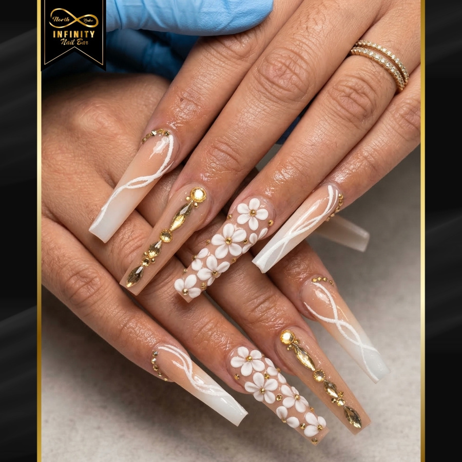 INFINITY NAIL BAR